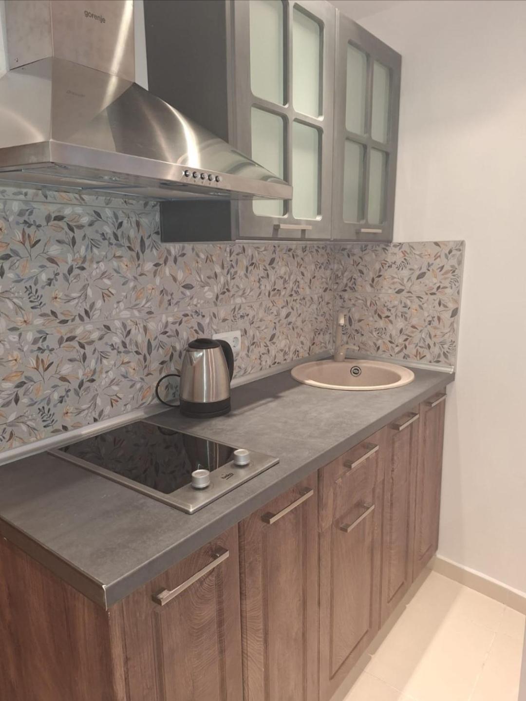 Bo'S Place Aziz Konstantin ve Elena Dış mekan fotoğraf
