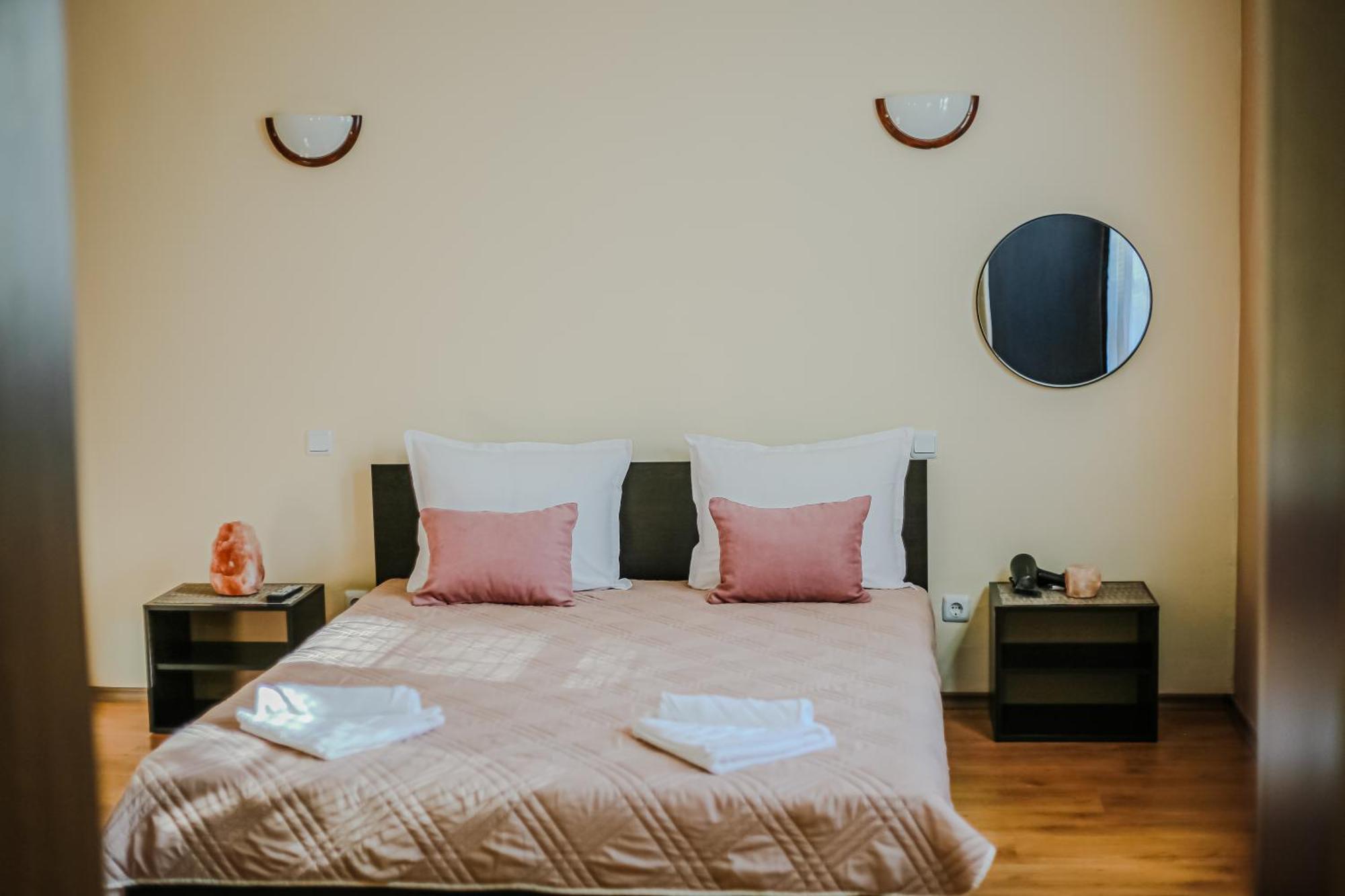 Bo'S Place Aziz Konstantin ve Elena Dış mekan fotoğraf